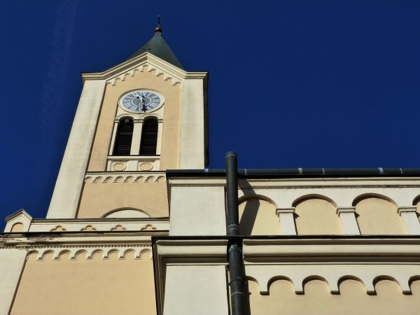 Cost of Church Gutter Installation in Mechanicsburg